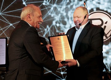 نهمین سالگرد تاسیس باشگاه مدیران تاثیرگذار ایران - بهمن ماه ۱۴۰۳ - برج‌العرب